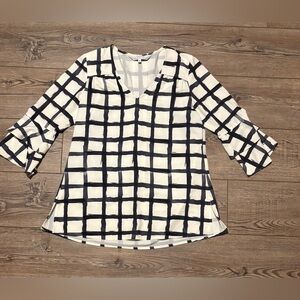 Crosby xs oversized fancy top ivory gray boxes